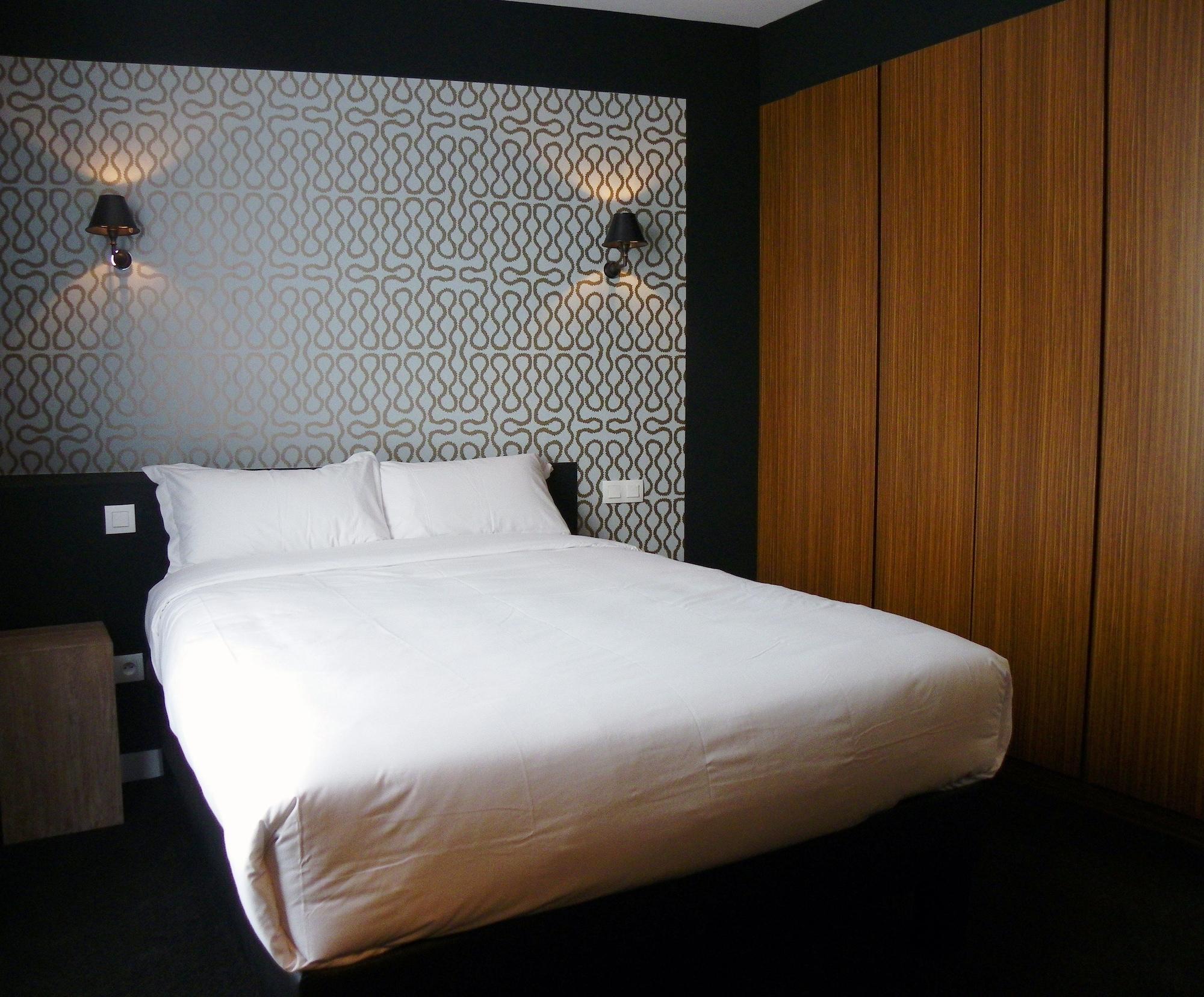 Hotel Les Terres Blanches Chatou Exterior photo